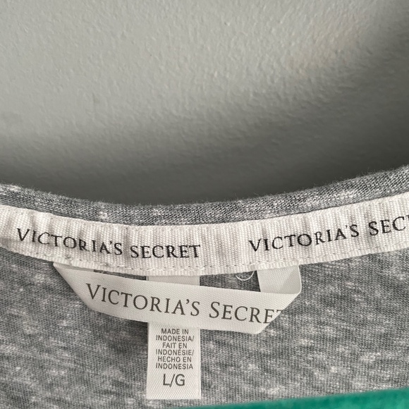 EUC RARE Vintage Victoria's Secret Angel Heart Graphic Tee Size Large - Picture 3 of 9